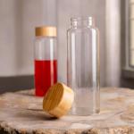 وتل آب شیشه‌ای شفاف با سرپوش بامبو