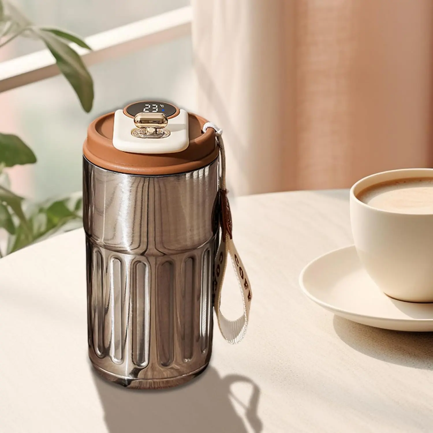 ماگ هوشمند با نمایشگر درجه حرارت