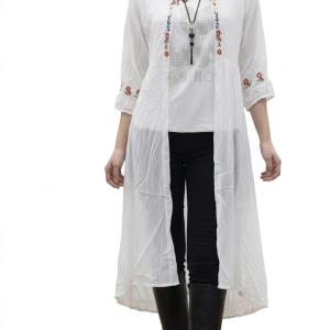 ست دو تکه سفید با گلدوزی ظریف