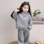 د ماشومانو د لامه ټوټې کپرۍ لرونکی جاکټ او پرتوګ سیټ