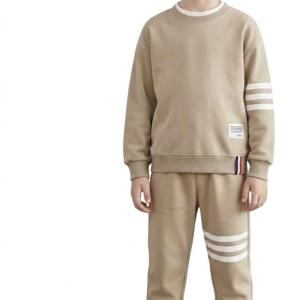 ست دو تکه بلوز و پتلون مدل مِین استریت