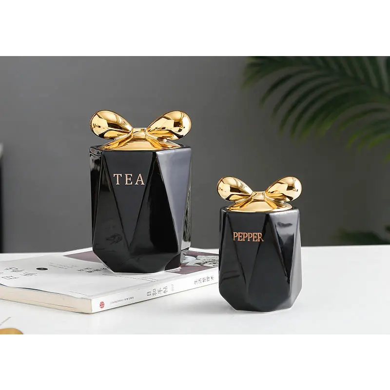 سِت لوکس مصالح دانی ۸ تکه با استند طلایی