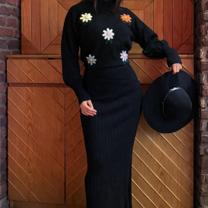 ست دو‌تکه بافت اشرافی طرح بهار در زمستان