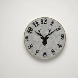 ساعت دیواری طرح گوزن