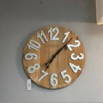 ساعت دیواری طرح چوب پازلی