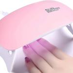 دستگاه ناخن‌ خشک‌ کن یو‌وی