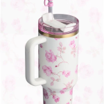 گیلاس سفری دسته‌ دار طرح‌ دار