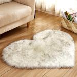 فرش تزیینی طرح قلب