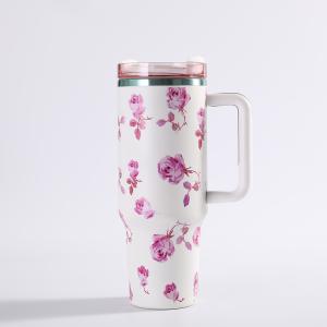 گیلاس سفری دسته‌ دار طرح‌ دار