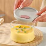 کاسه‌ ی شیشه‌ ای با درب سیلیکونی