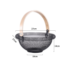 سبد میوه توری با دسته چوبی