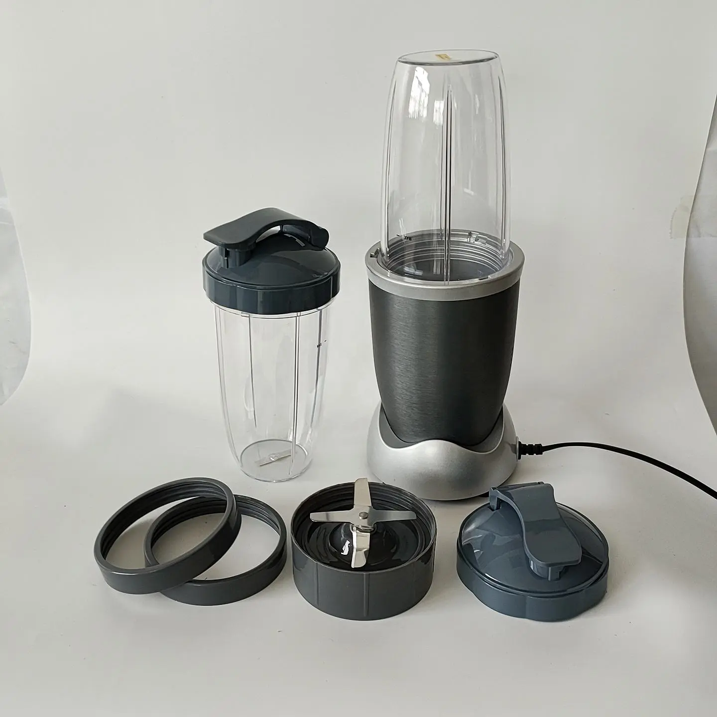 بلندر و اسموتی ساز حرفه ای